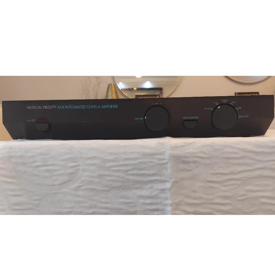 Musical fidelity a1-x ~ class a ~ stereo amp