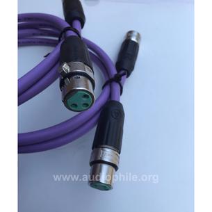 Oyaide 102ssc  XLR Kablo 1 mt