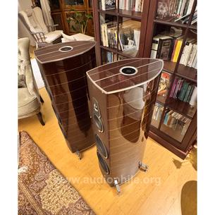 Sonus faber amati homage tradition