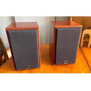 Dali Royal menuet mkII bookselve speakers