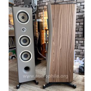 Focal kanta no.2 (walnut veneer)