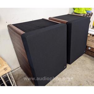 JBL L300 - Floorstanding speakers