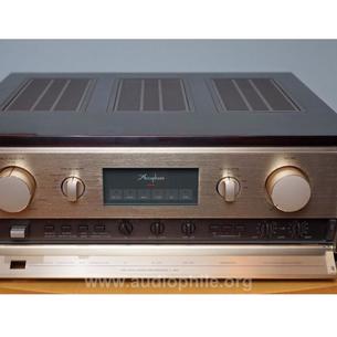 Accuphase C-280V Control Amplifier