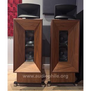 Blumenhofer corona sıfır hoparlör