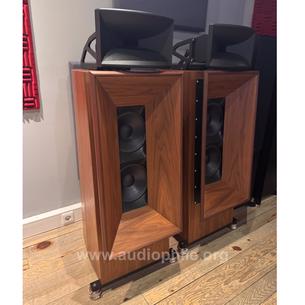 Blumenhofer corona sıfır hoparlör