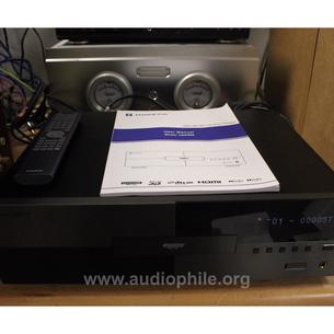 Magnetar udp900 4k uhd universal disc player