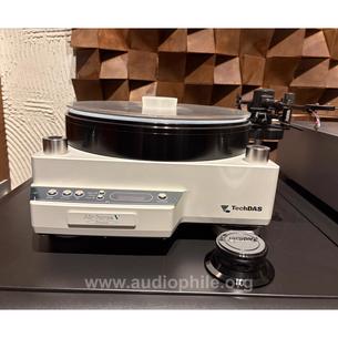 Yeni - techdas v premium + graham phantom iii kol