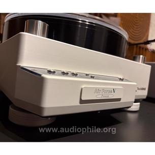 Yeni - techdas v premium + graham phantom iii kol