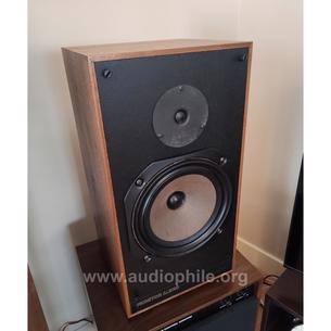 Monitor audio r252
