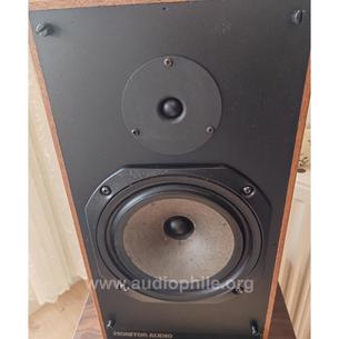 Monitor audio r252