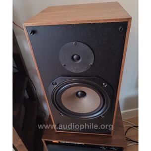 Monitor audio r252