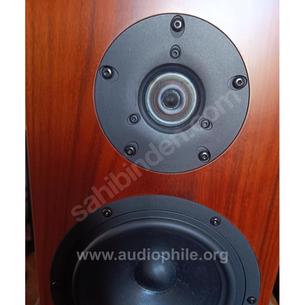 Avance dana 7 bookshelf speaker orijinal standında 